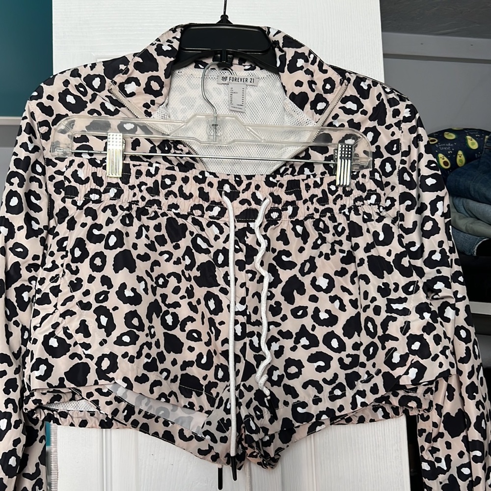 Two piece cheetah print set. PLEASE READ DESCRIPTION